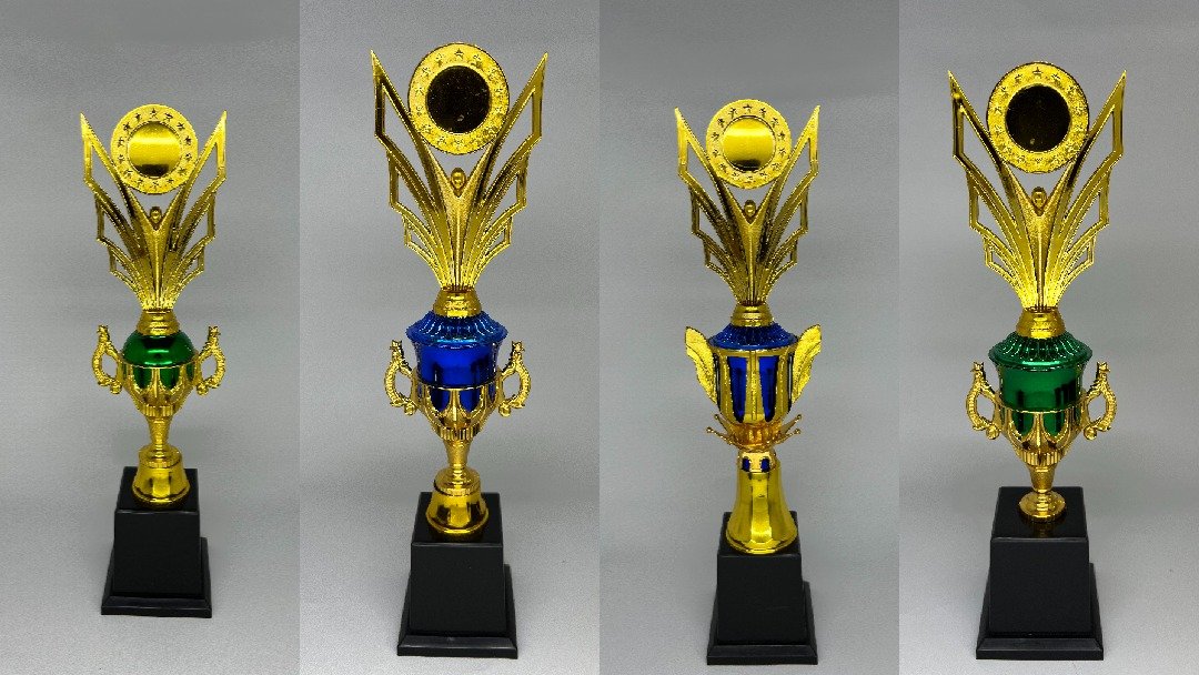 Produsen Piala Jadi Mahkota Ratu Jaya Produksi Cepat & Harga Grosir