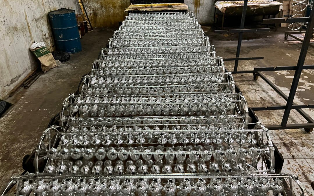 Agen Piala Rakitan dan Custom Massal: Hemat Biaya dan Tepat Waktu Proyek Besar