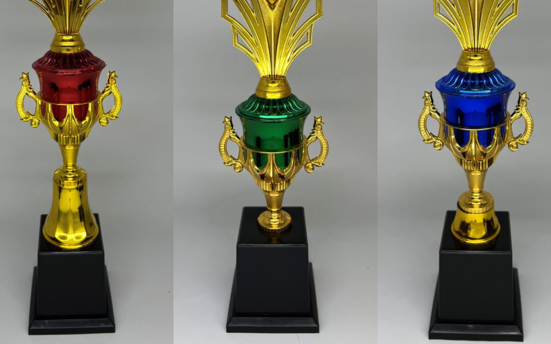 Vendor Piala Plastik Siap Pakai untuk Kebutuhan Tender