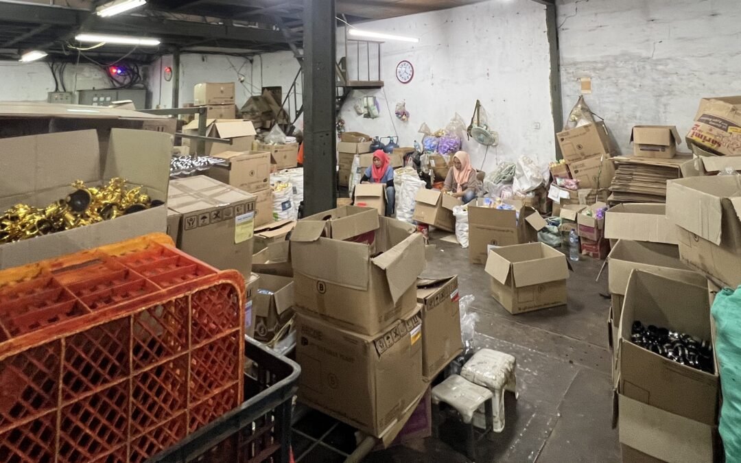 Distributor Piala Plastik Jakarta Ready Stock