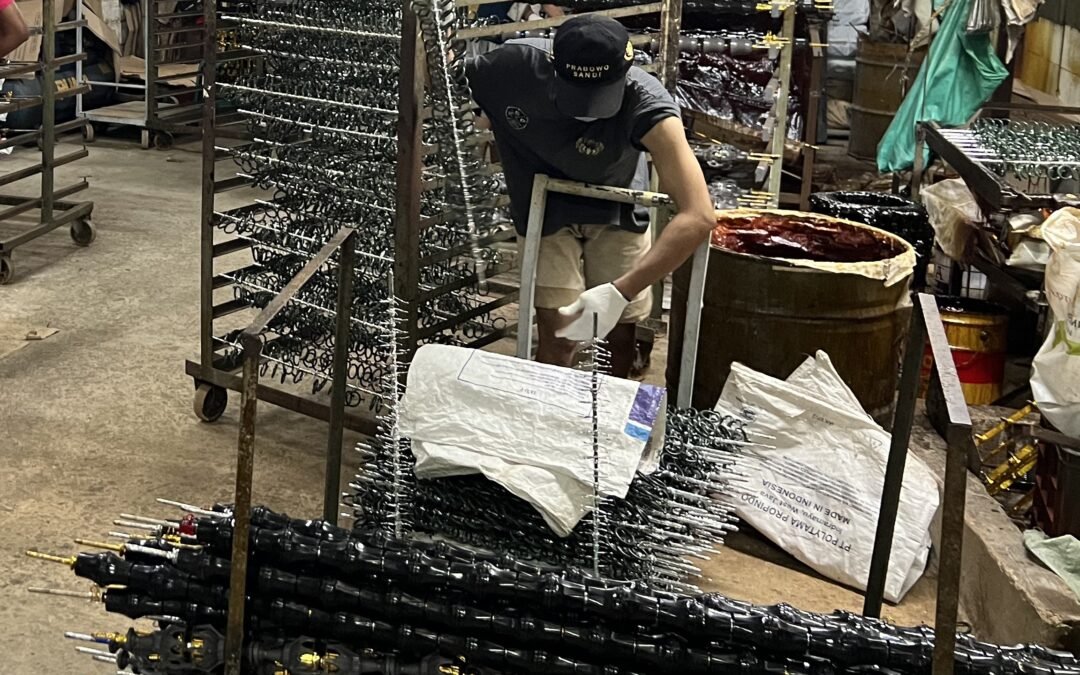 Manufaktur Piala Custom: Pusat Produksi Piala Tangerang