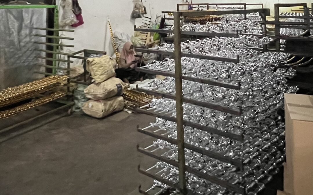 Vendor Piala dan Trophy Custom: Produksi Cepat Skala Besar