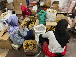 pelayanan terbaik dari pabrik piala mahkota ratu jaya