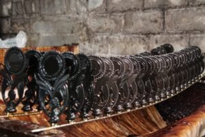 Pusat Grosir Trophy Plastik Terpercaya Tangan Pertama dari Mahkota Ratu Jaya