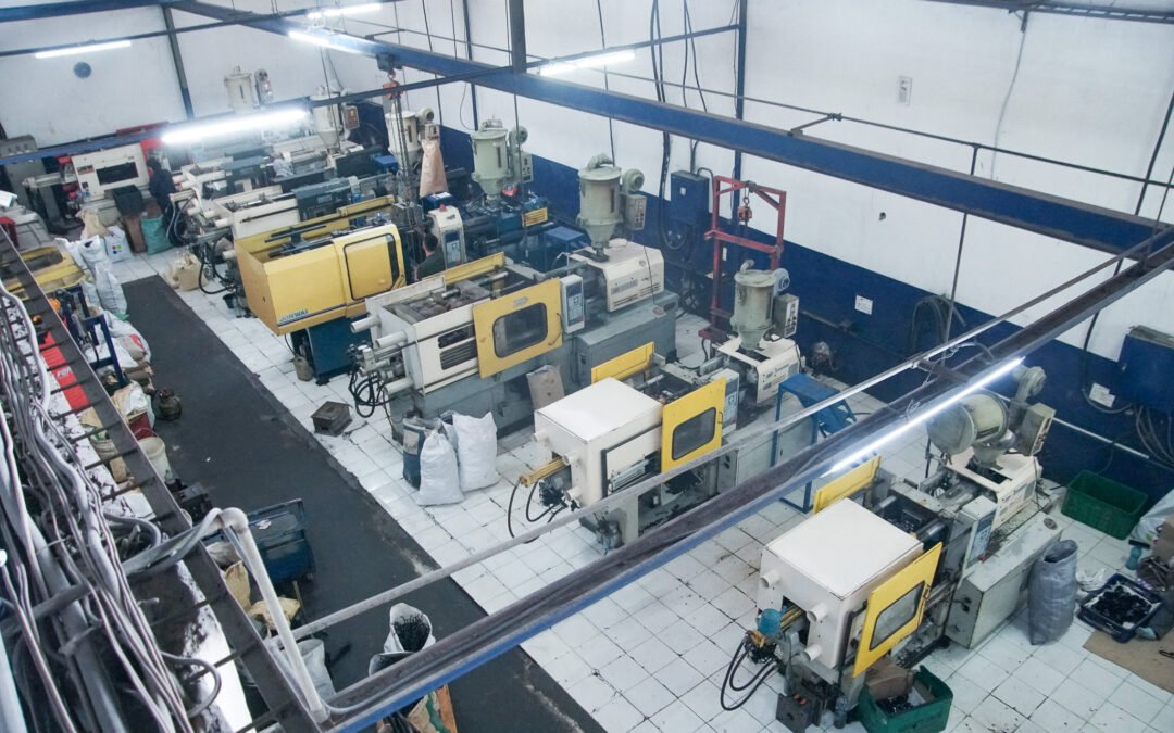 Pabrik Produksi Trophy Plastik untuk Reseller