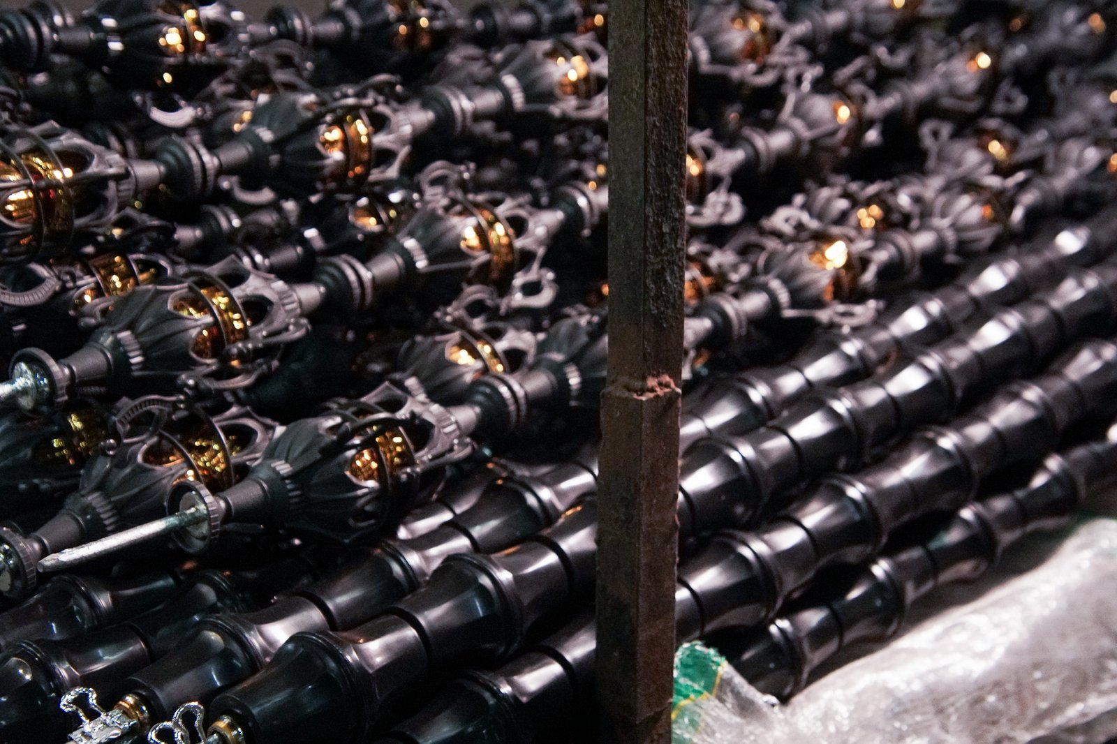 gambar produksi massal piala dari pusat kulakan piala plastik