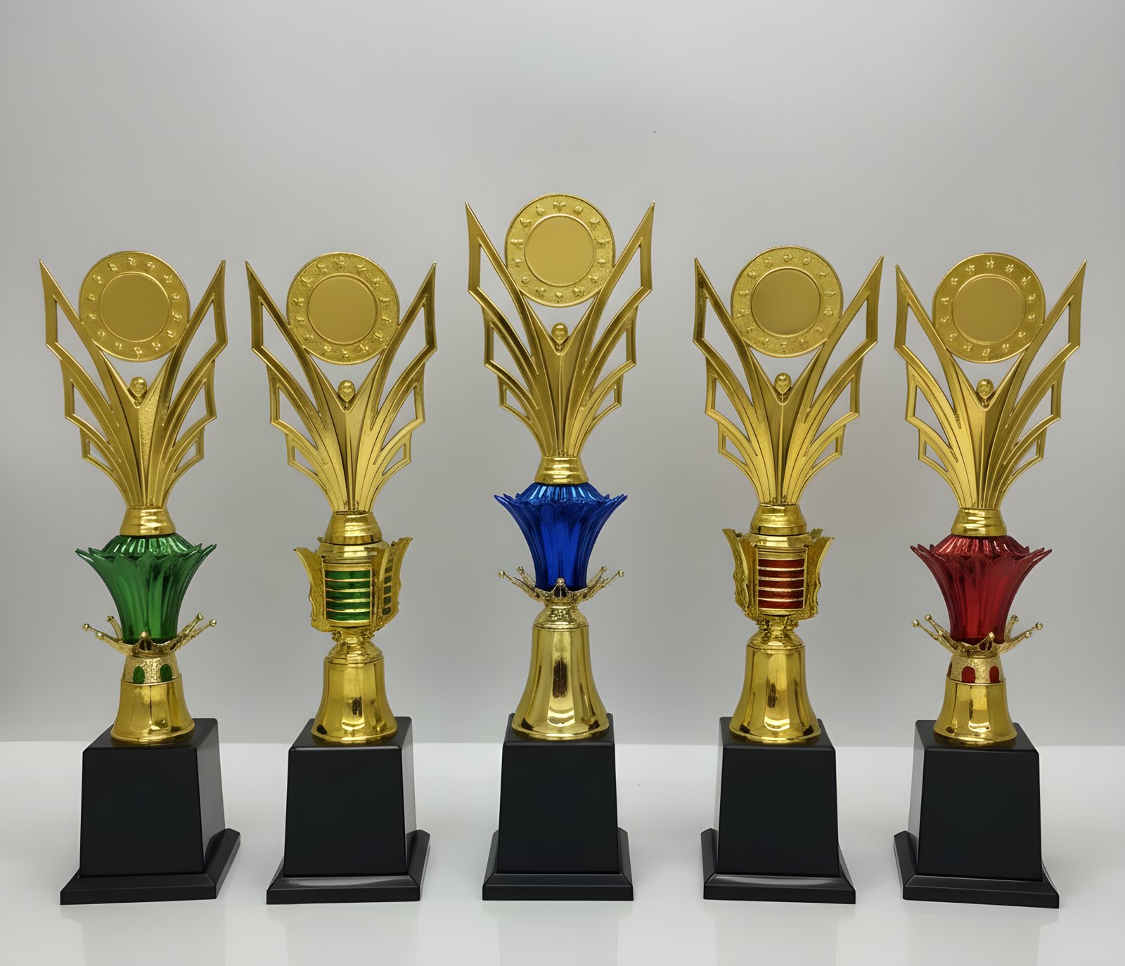 contoh gambar produk piala employee, piala apresiasi karyawan