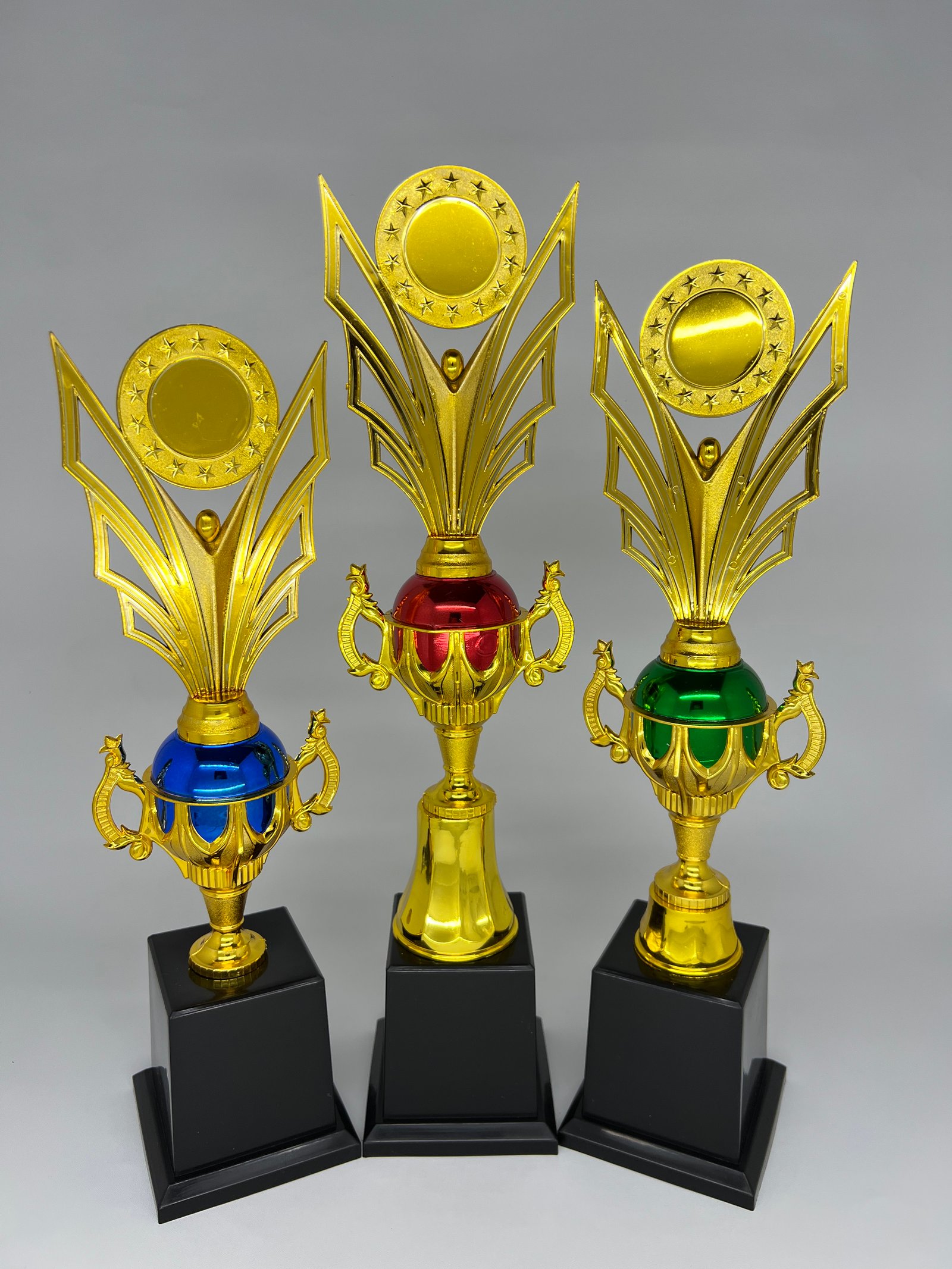 10 Model Piala Lomba Karya Tulis Ilmiah (LKTI)