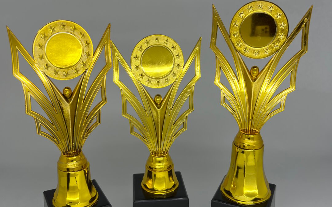 11 Tips Membersihkan Piala Metal Yang Mulai Beroksidasi Agar Kembali Mengkilap