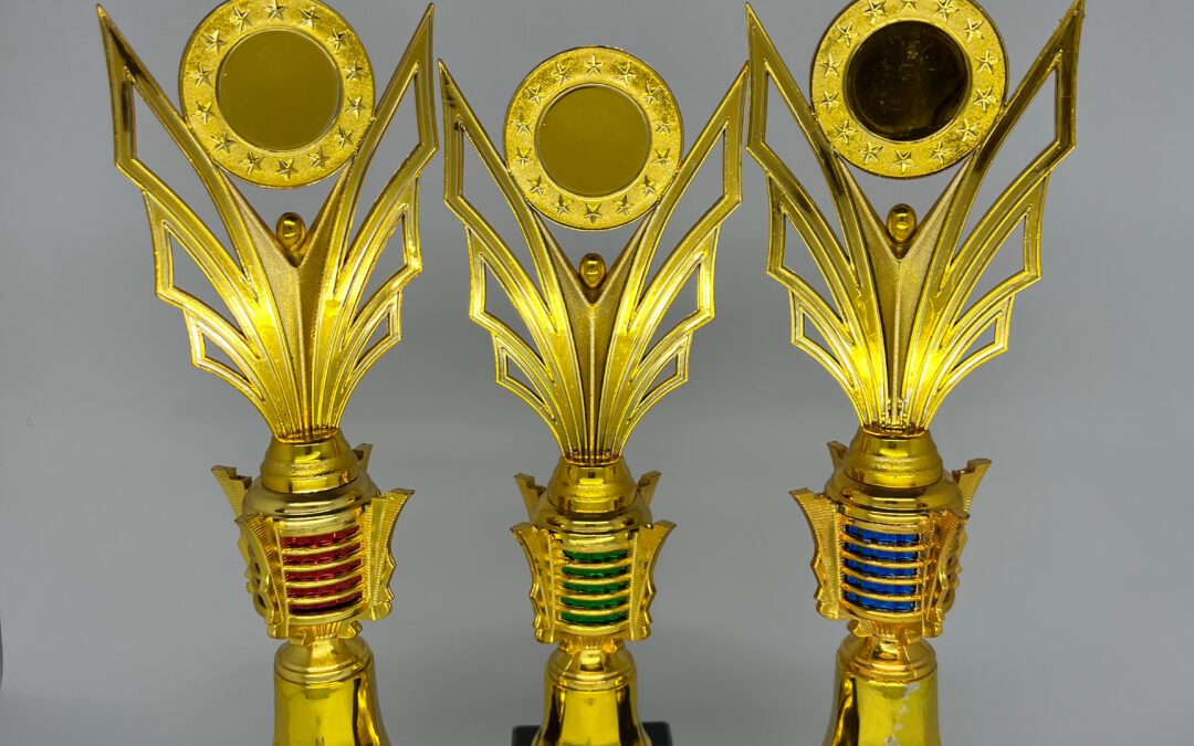 Piala Custom Rakit: Solusi Hemat Ongkos Kirim Luar Pulau Hingga 60%