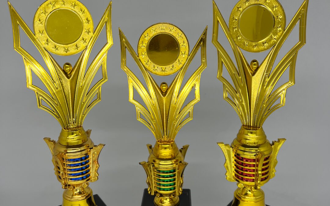 Tips Menjaga Trofi Metal Tetap Berkilau Dan Tidak Berbintik